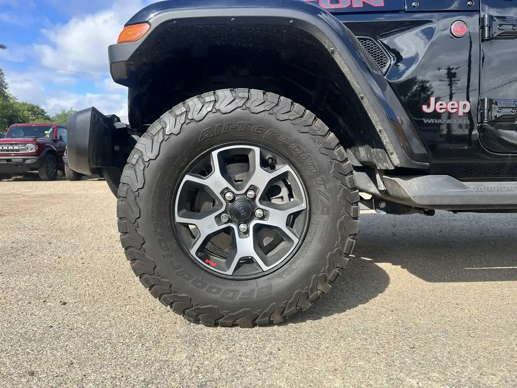 2023 Jeep Wrangler Unlimited Rubicon | Power Top | Heated Steering Wheel | Rear — photo 4
