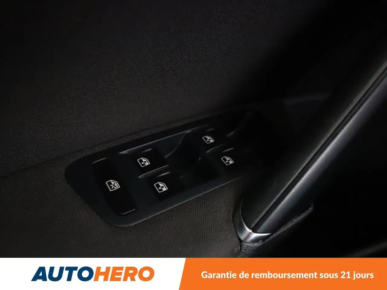Volkswagen Golf Standard Model — photo 30