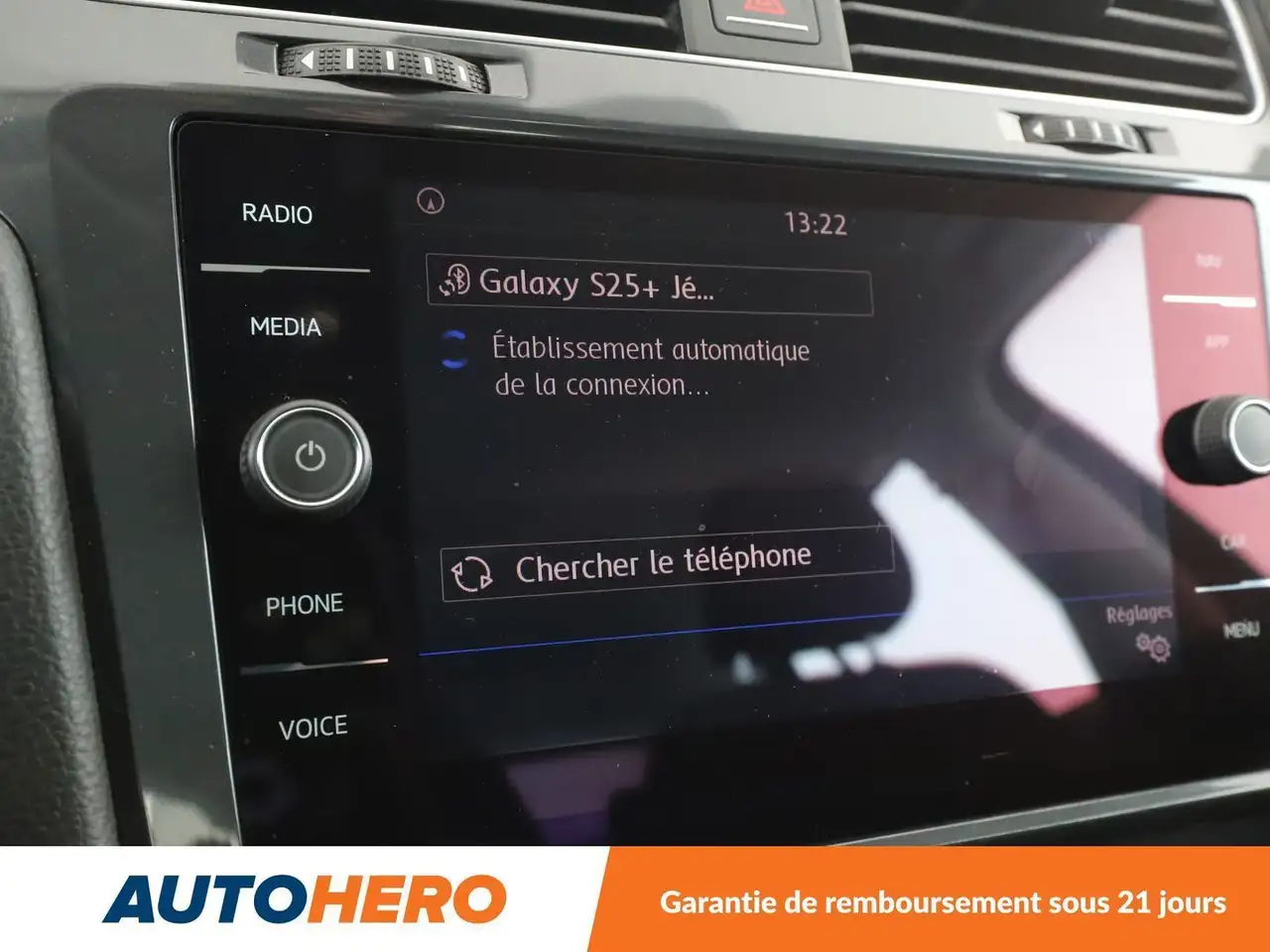 Volkswagen Golf Standard Model — photo 23