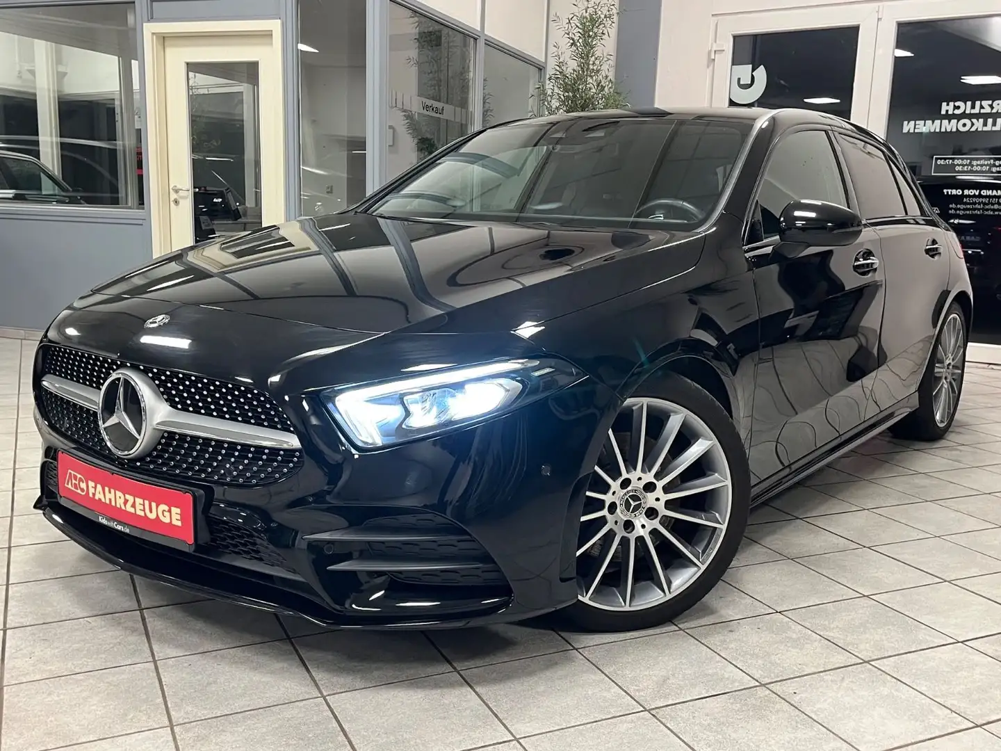 Mercedes-Benz A 220 AMG Line / LED / Kamera / HU & Insp.NEU / Zwart - 1