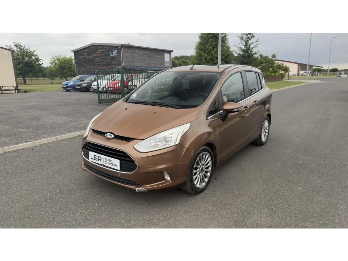 Ford B-Max B-Max 1.0 SCTi EcoBoost - 120 S\u0026S  Titanium Brun - 1