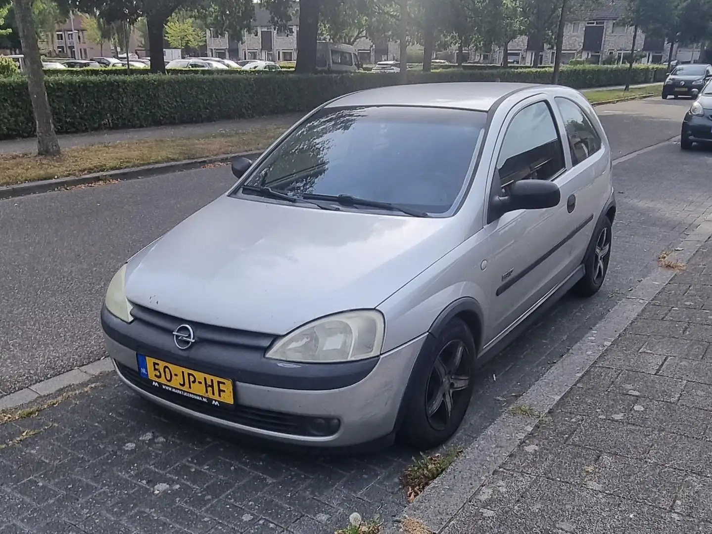 Opel Corsa Corsa 1.4-16V Elegance Zilver - 2