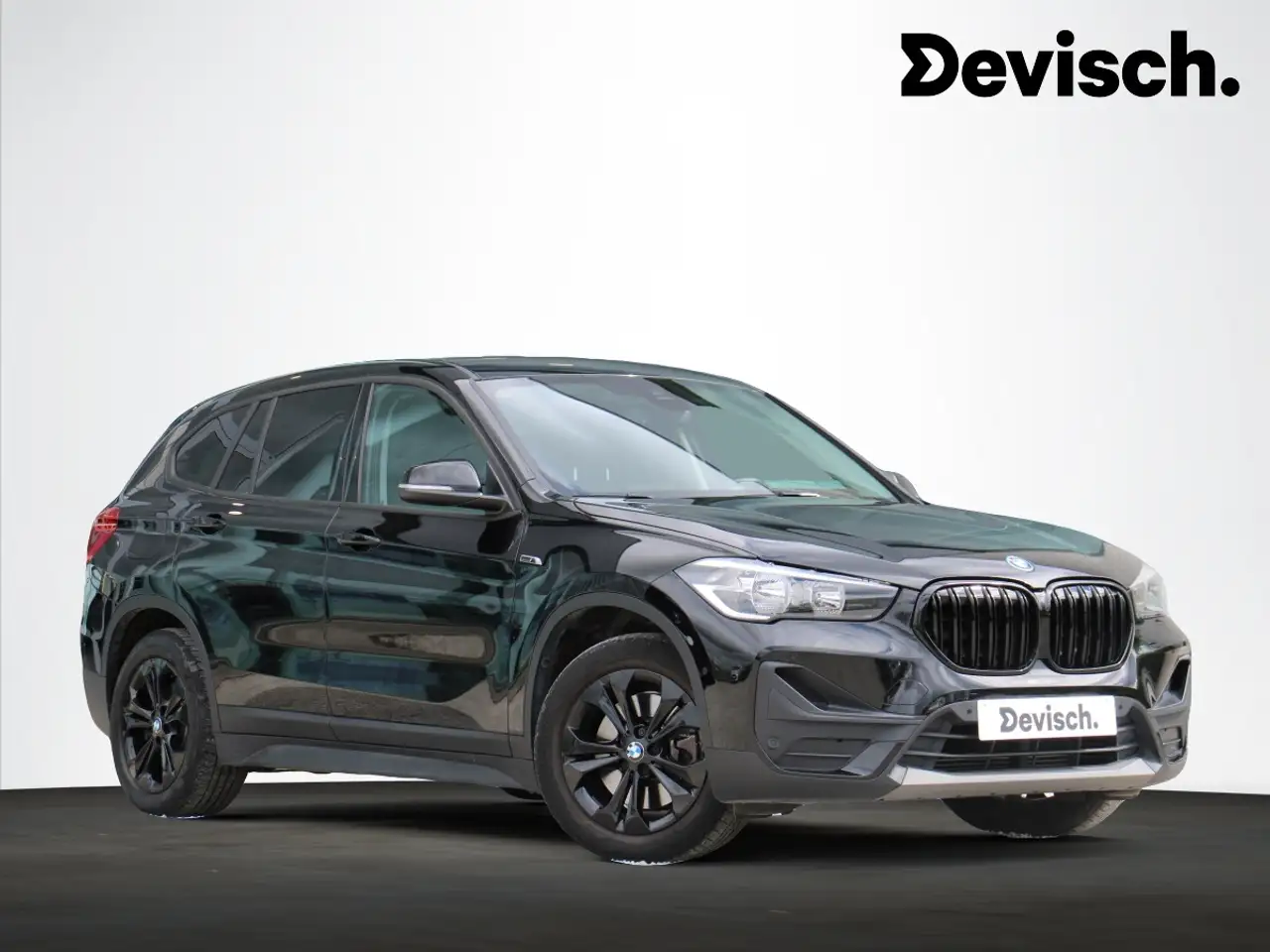 BMW X1 (F48) 1.5 PLUG-IN X-Drive 25e 220PK *LEDER*TREKHAA