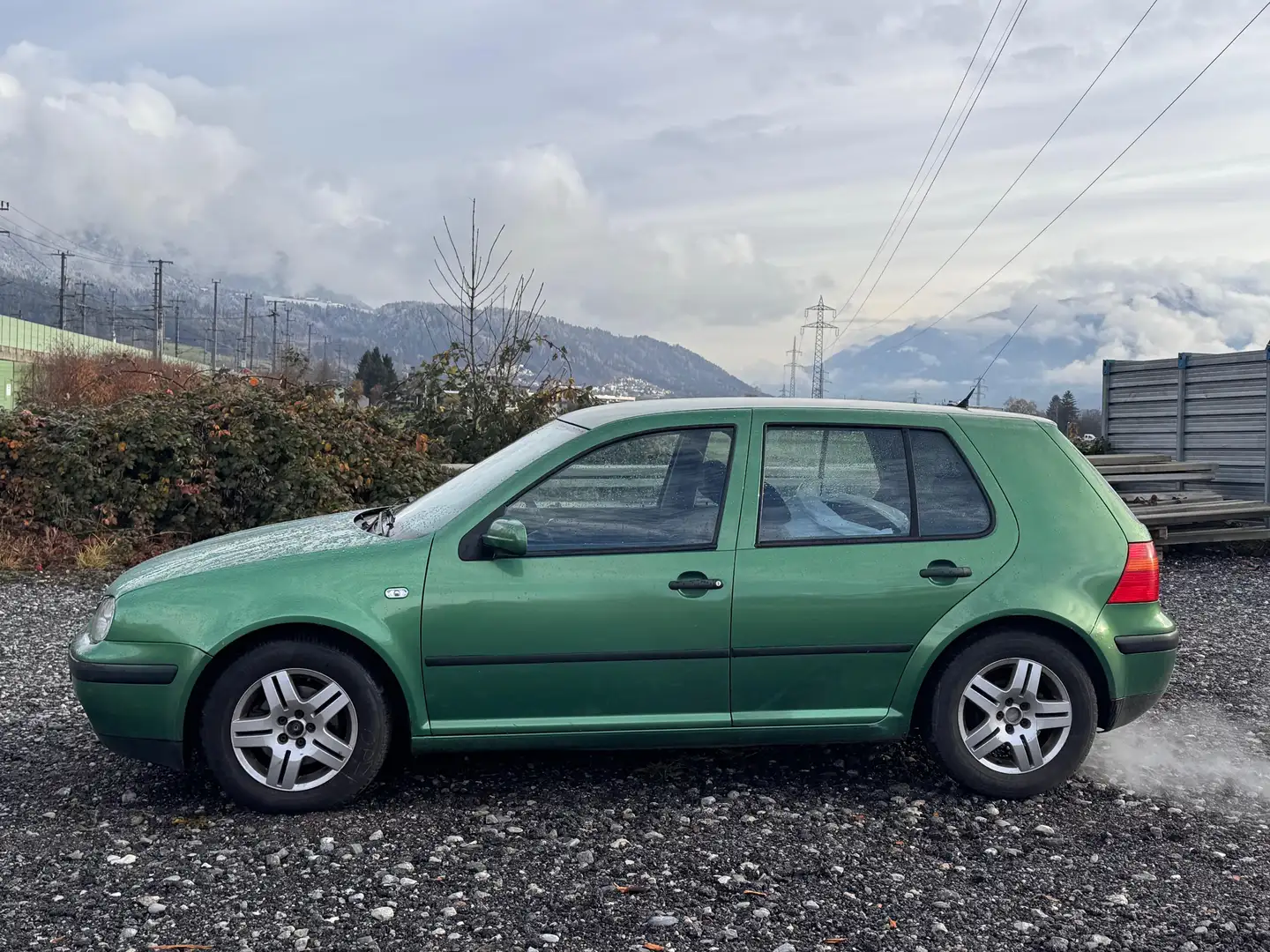 Volkswagen Golf 1.9 TDI *Pickerl* Grün - 2