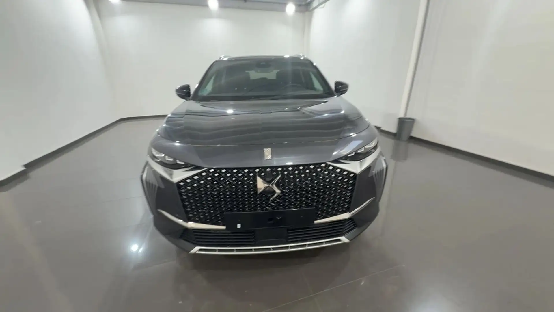 DS Automobiles DS 7 1.5 bluehdi Rivoli 130cv auto - VARI COLORI! Gris - 2