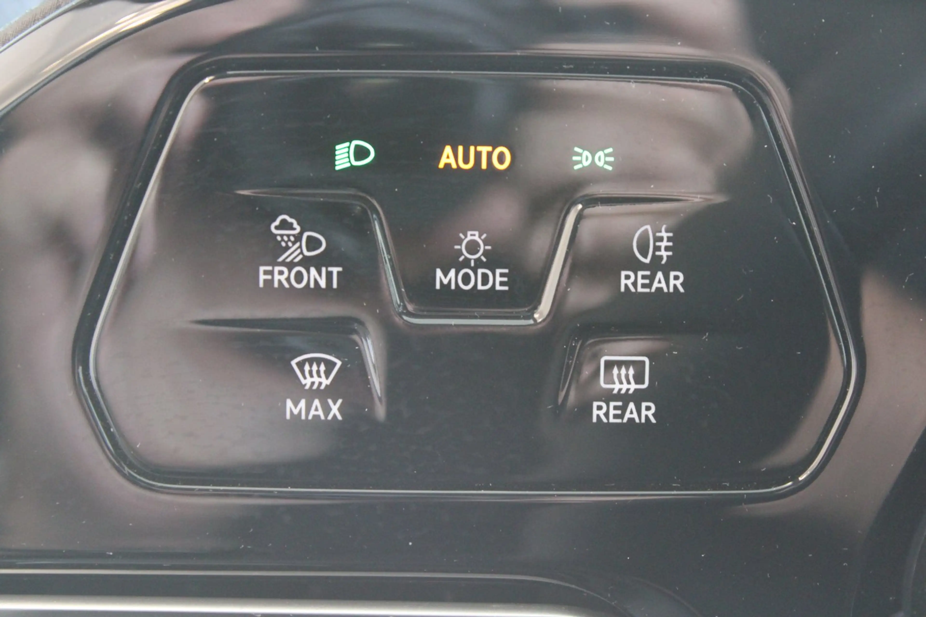 Volkswagen Caddy Style Maxi TDI 4MOTION — photo 18