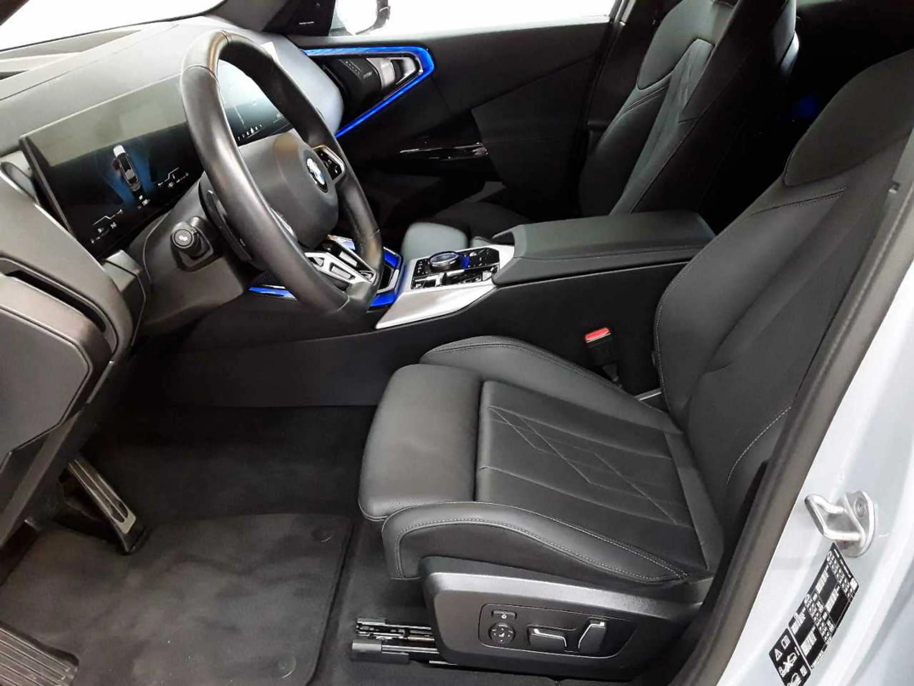 BMW X3 X3 20d xDrive M Sportpaket StHz AHK Pano — photo 7
