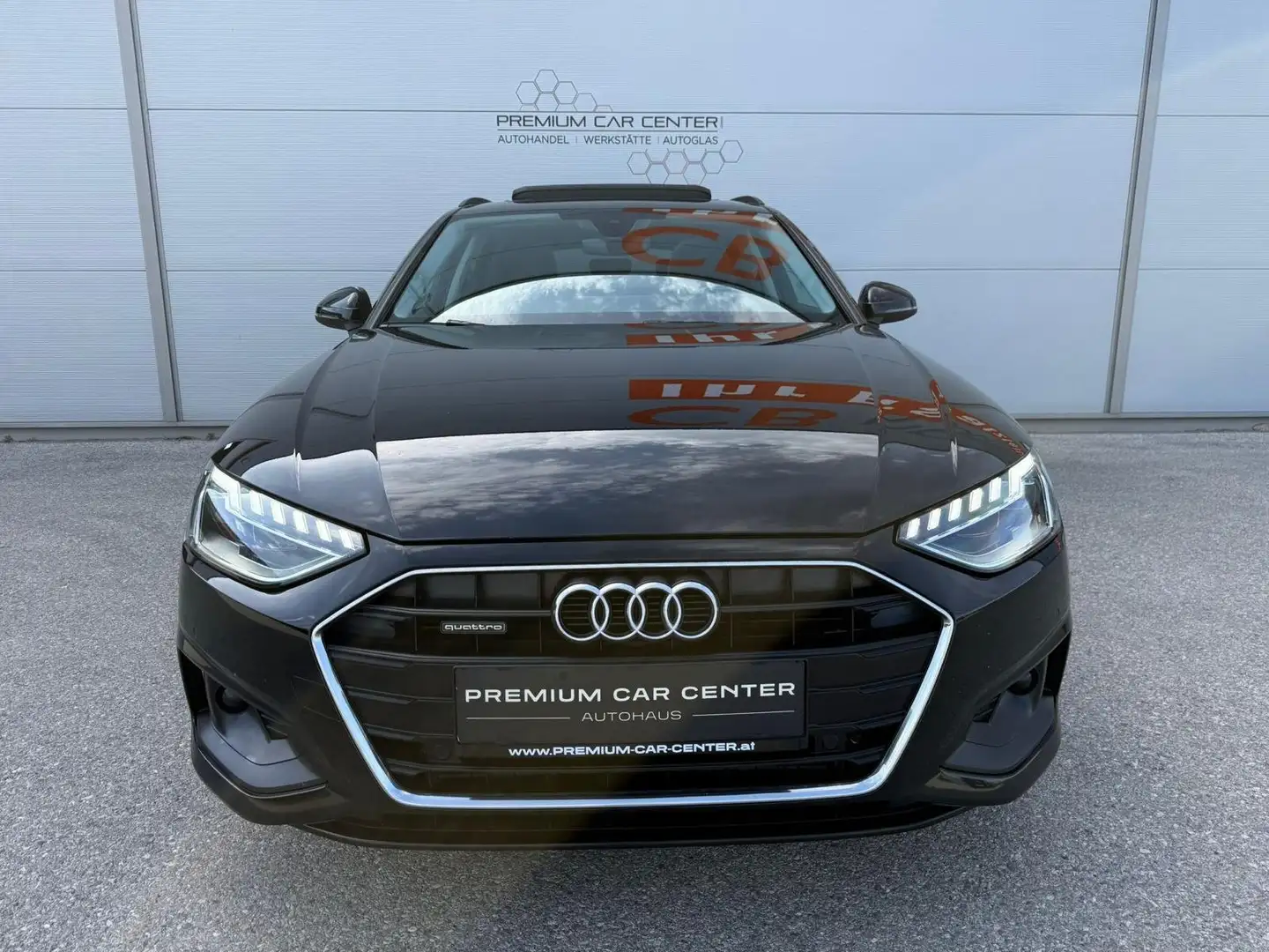 Audi A4 40 TDI quattro Avant LED / NAVI / PANO-DACH Schwarz - 2