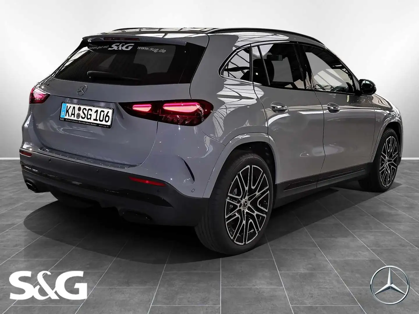 Mercedes-Benz GLA 200 AMG MBUX+360°+LED+Pano+AHK+Fahrass+Night Gris - 2