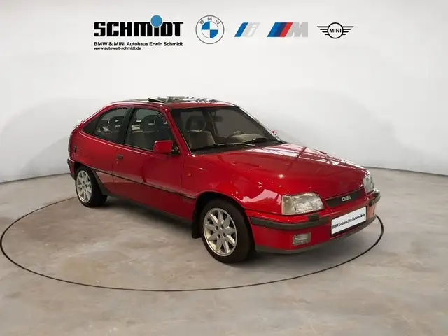 Opel Kadett view 3