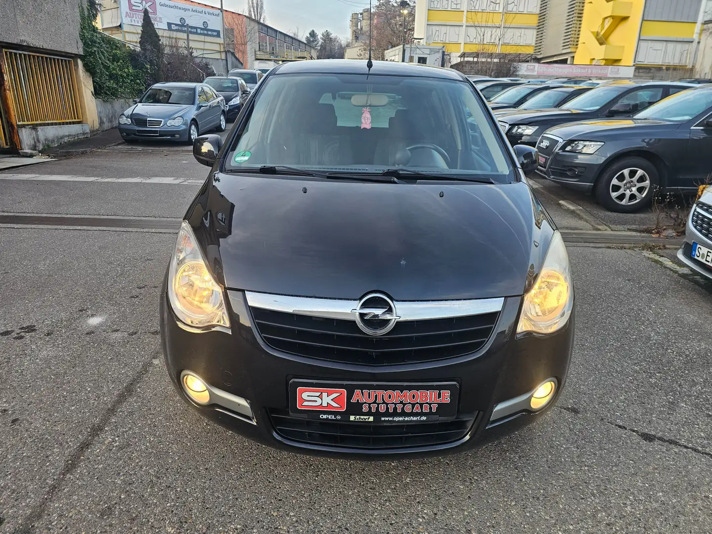 Opel Agila Edition Schwarz - 2