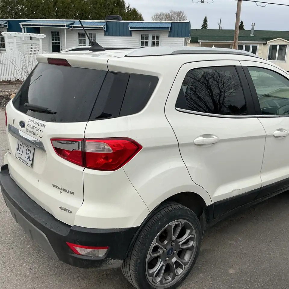 Ford EcoSport снимка Ford EcoSport