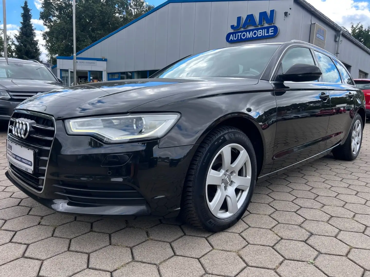 Audi A6 Avant 2.0 TDI ultra|PDC|LED|Alu|AC| Schwarz - 1