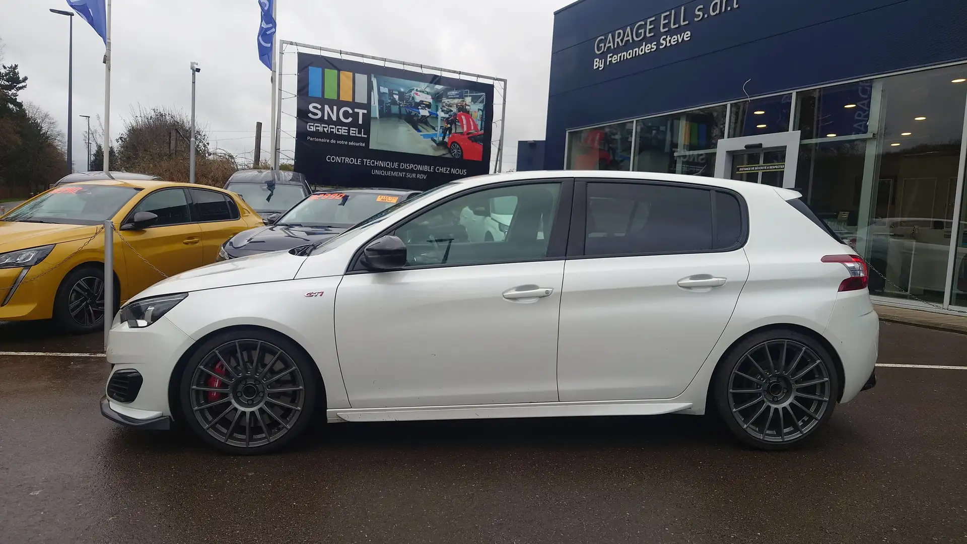 Peugeot 308 GTi Blanc - 2