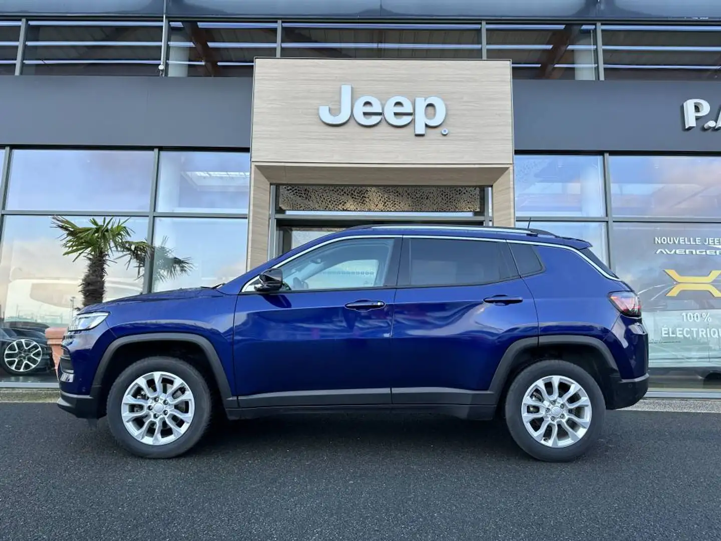 Jeep Compass COMPASS 1.3 GSE T4 150 CH BVR6 LIMITED Blauw - 2