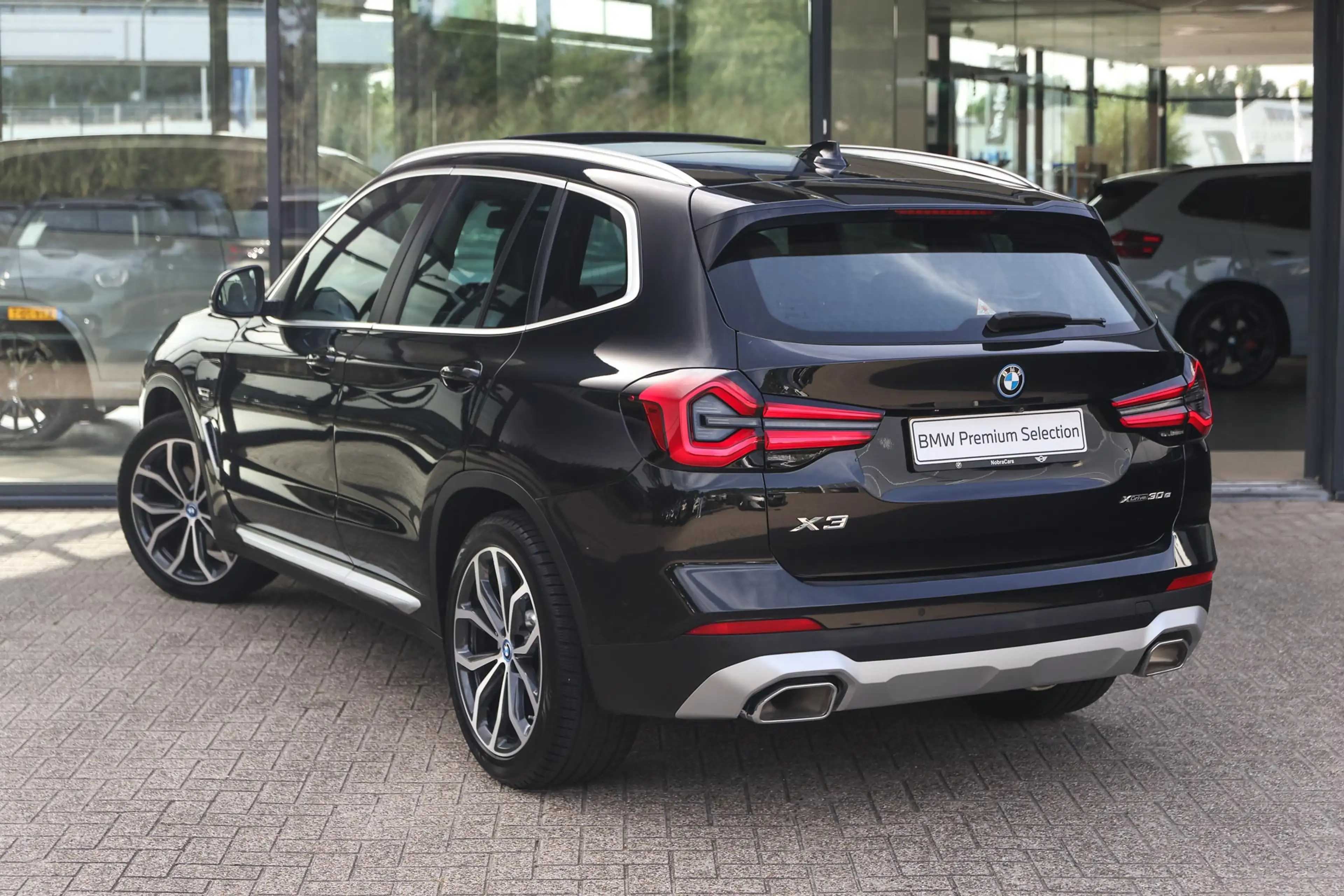 BMW X3 xDrive30e High executive Automaat / Panoramadak / — photo 2