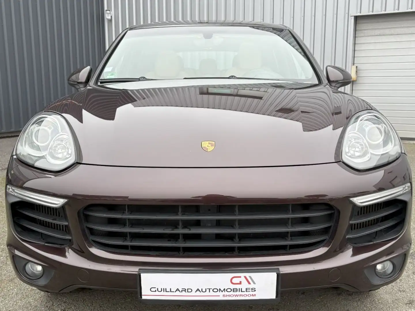 Porsche Cayenne 3.0 V6 D 240ch TIPTRONIC 8 Or - 2