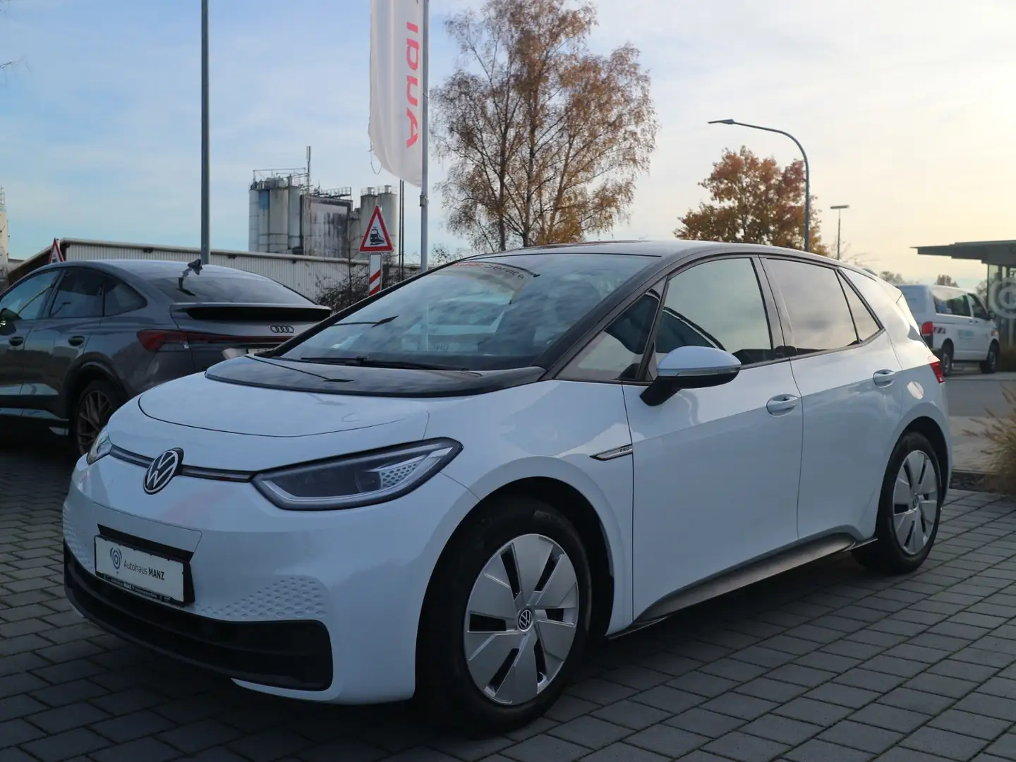 Volkswagen ID.3 150 kW Pro Performance KLIMA LED NAVI Weiß - 2