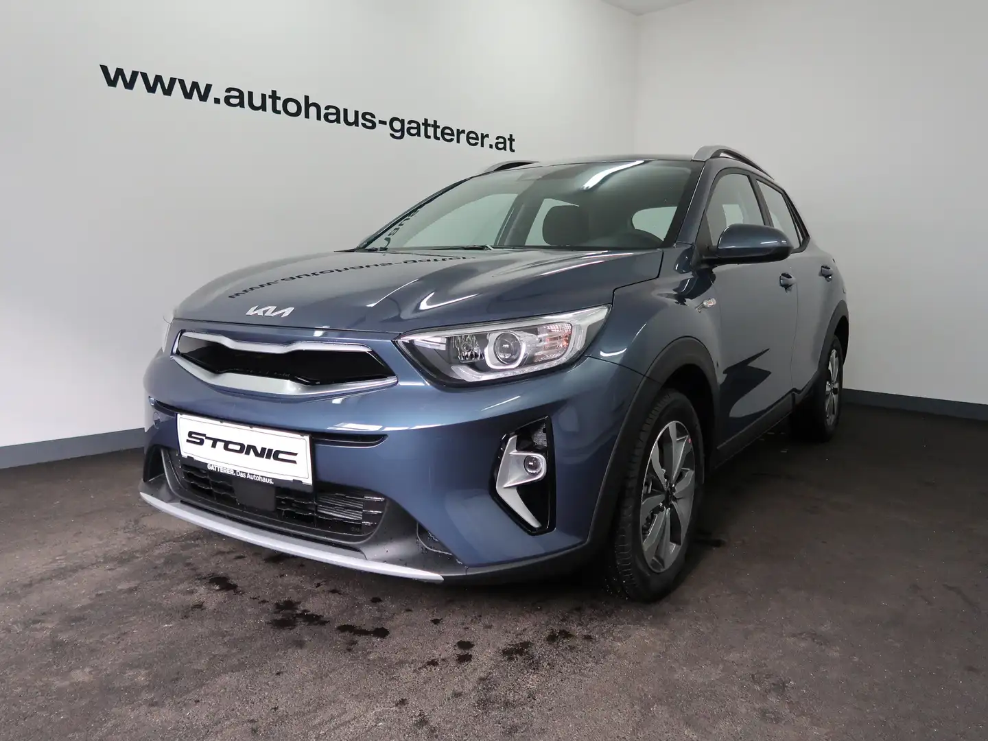 Kia Stonic Silber Blau - 2