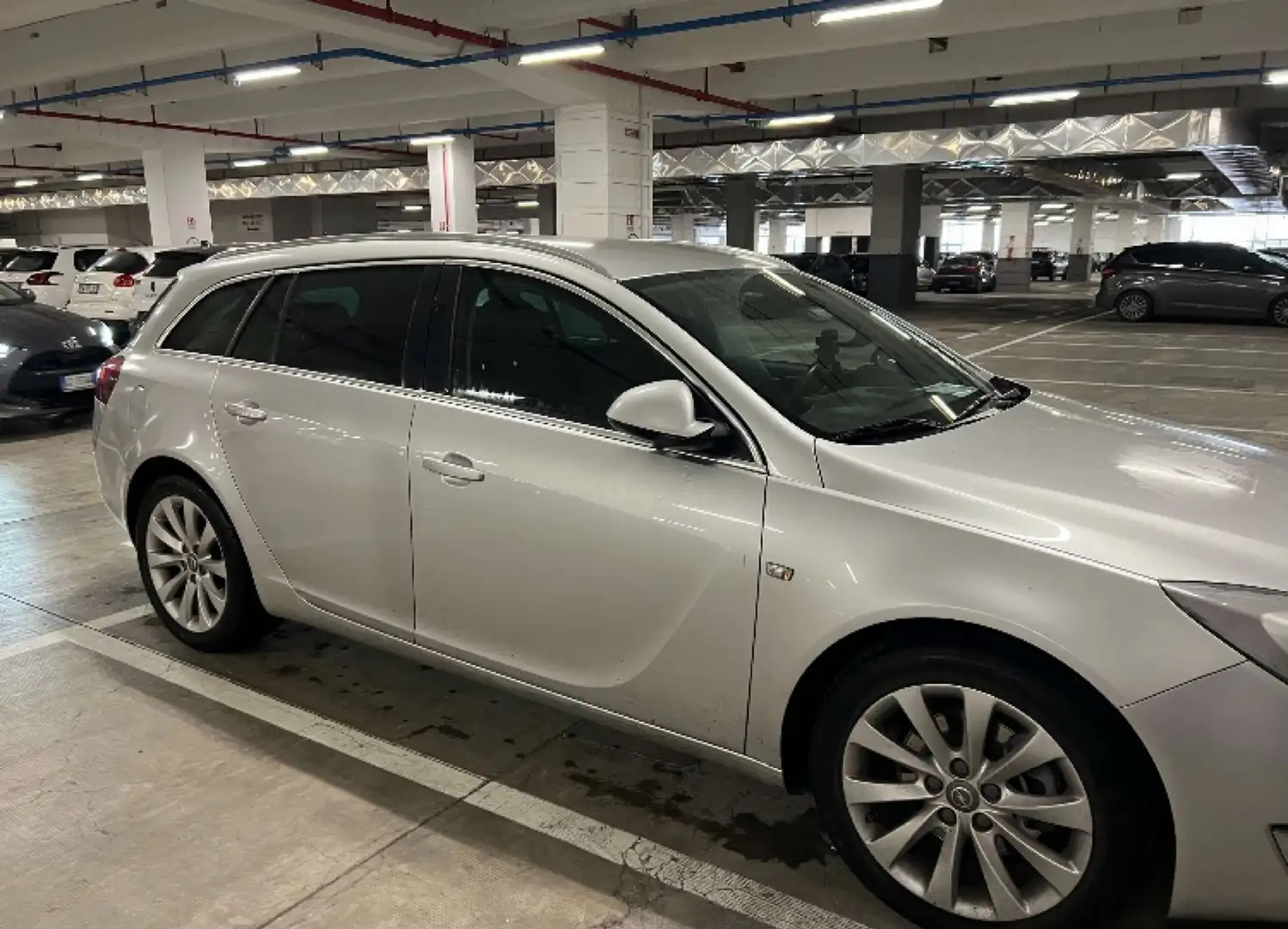 Opel Insignia Sports Tourer 2.0 cdti Cosmo Business 104gr 140cv Argento - 2