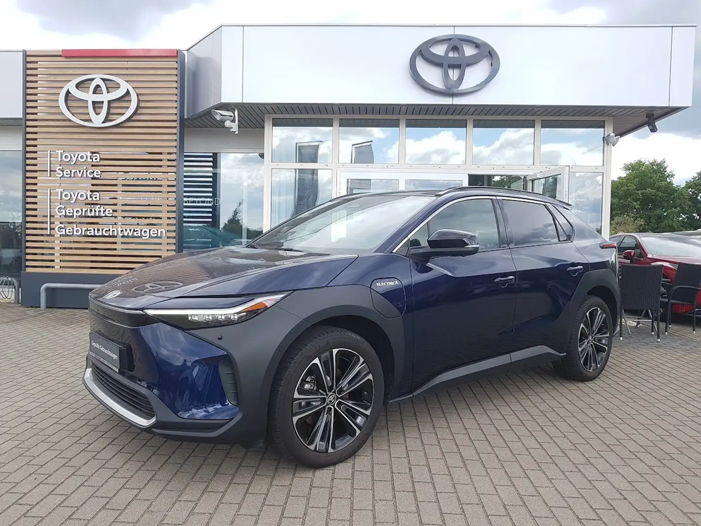 Toyota bZ4X 150 kW - Comfort+Technik-Paket Blauw - 1