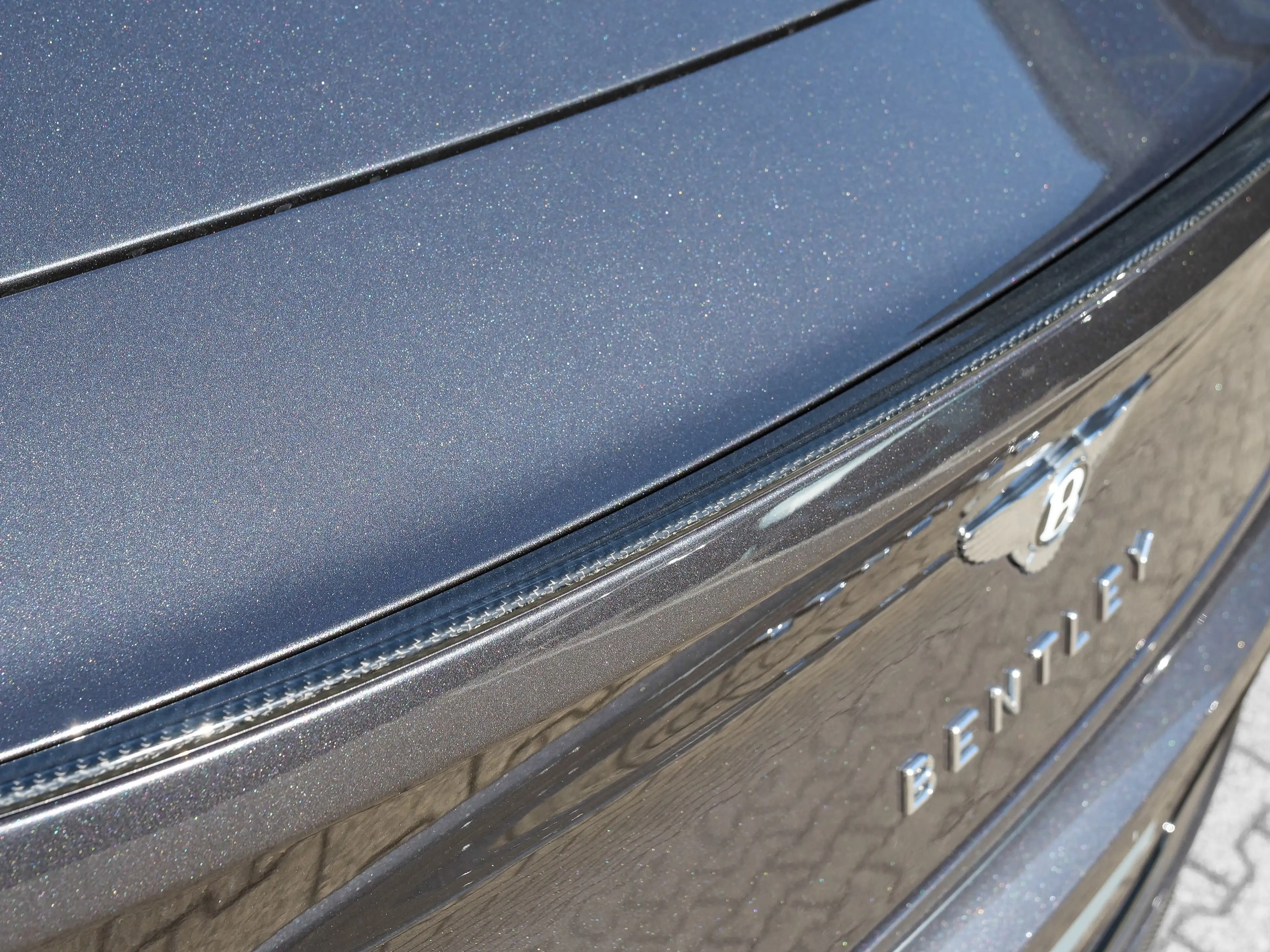 Bentley Continental GT Speed Magnetic, Rotating Display — photo 10