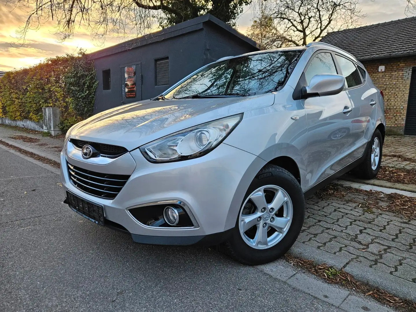 Hyundai iX35 1.6 Style blue 2WD Grau - 1