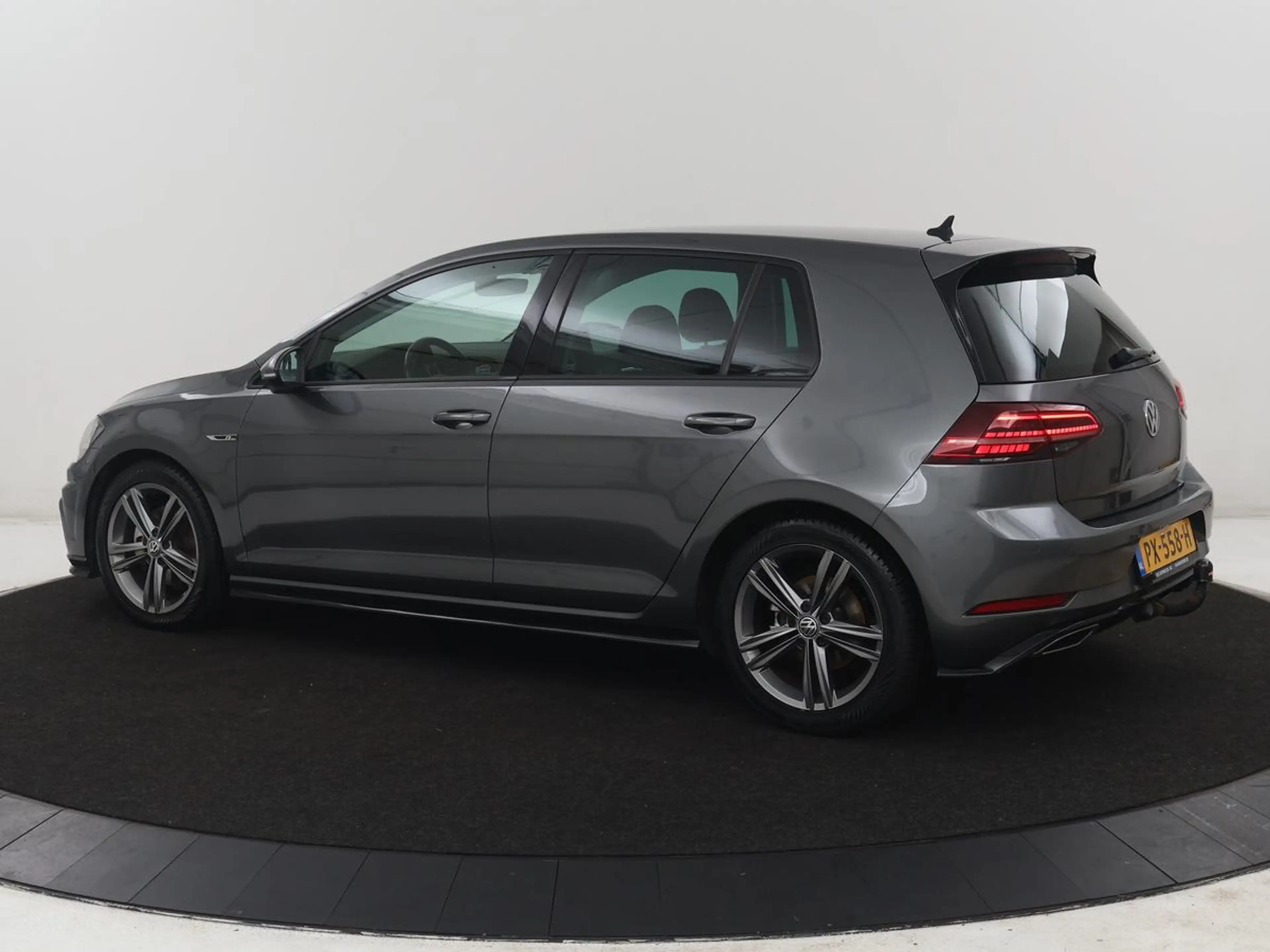 Volkswagen Golf R 1.5 TSI Highline Business | Adaptive cruise | Stoe — photo 2