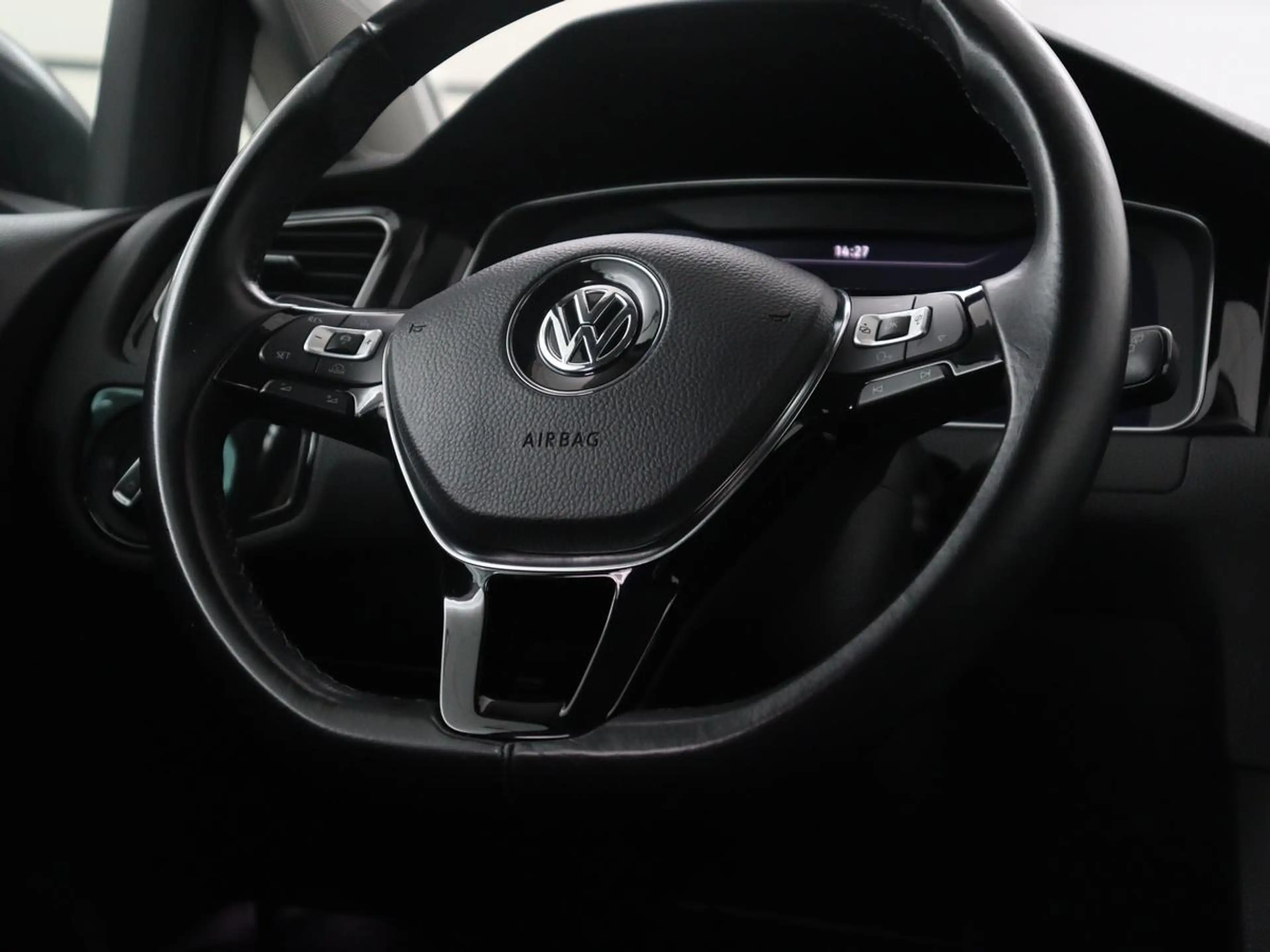 Volkswagen Golf R 1.5 TSI Highline Business | Adaptive cruise | Stoe — photo 10