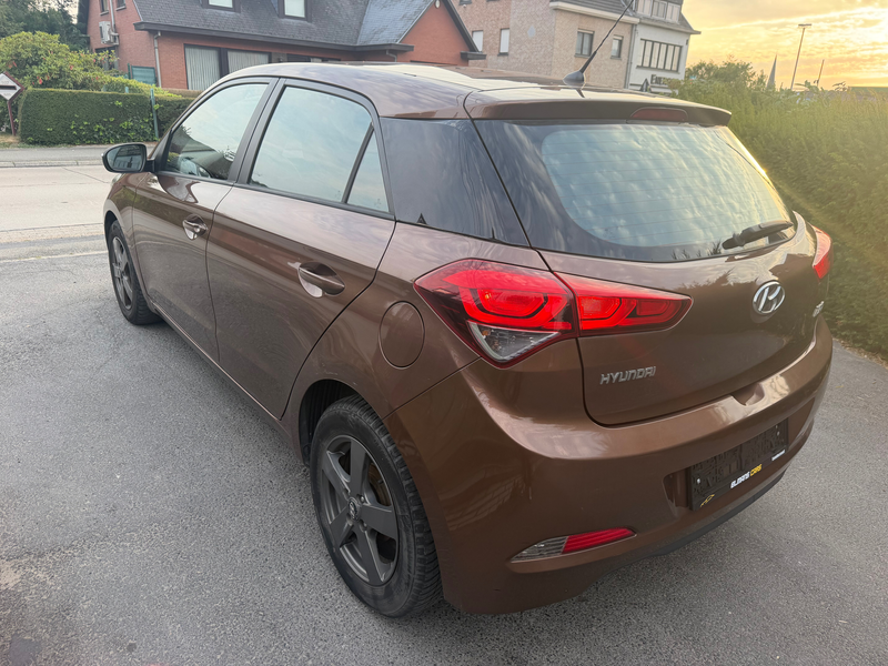 Hyundai i20 i20 1.2i Cool — photo 6