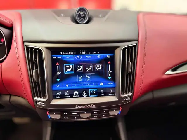 Maserati Levante view 17