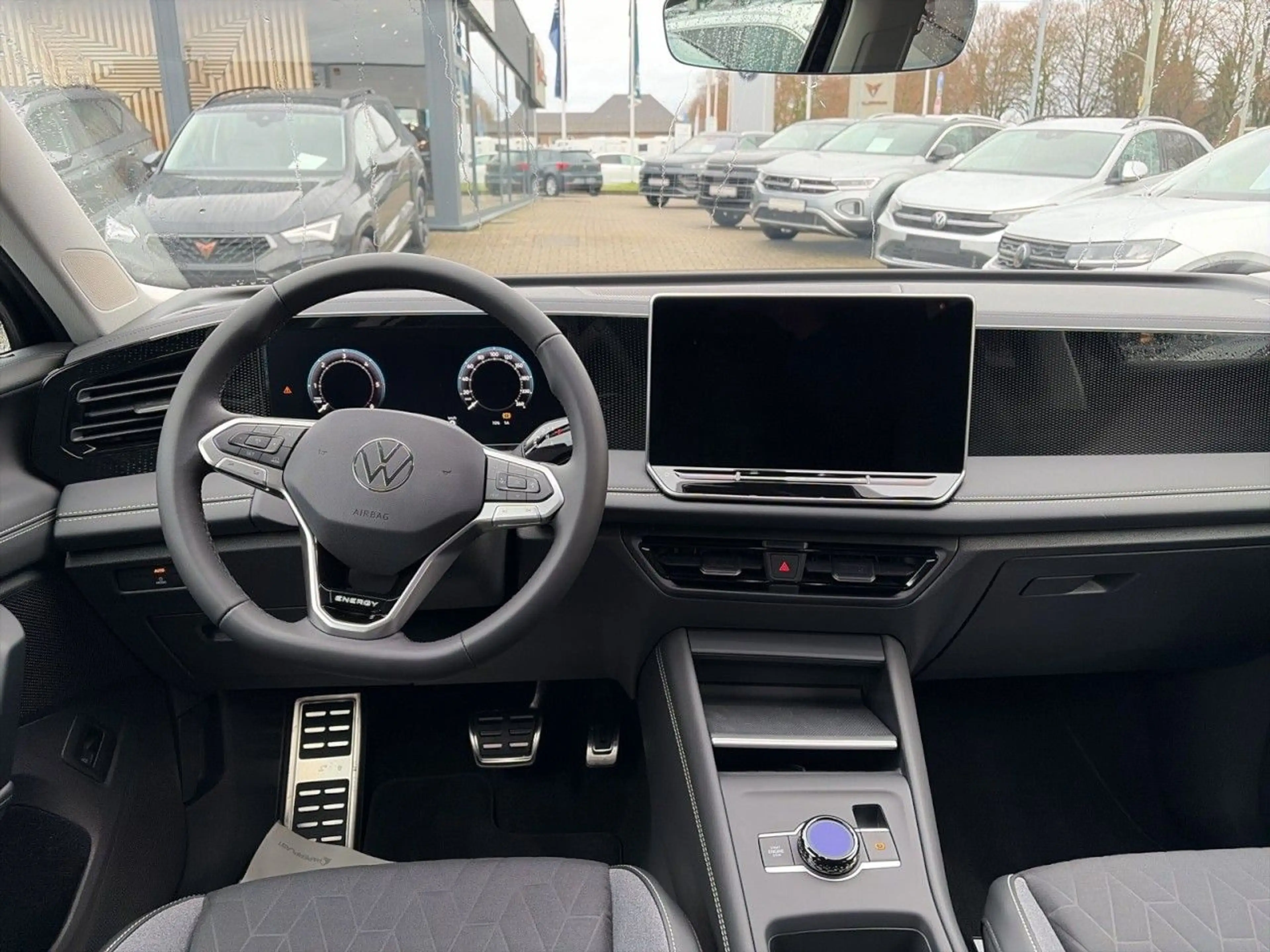 Volkswagen Tiguan ENERGY 2.0 l TDI DSG 360 ACC AUT Kam. LED — photo 9