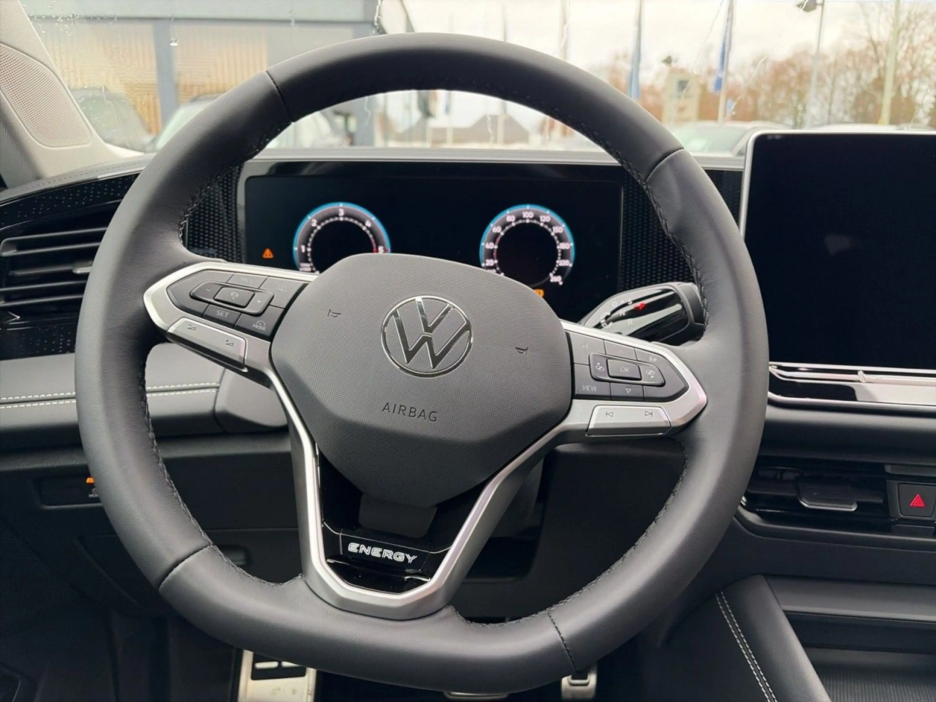 Volkswagen Tiguan ENERGY 2.0 l TDI DSG 360 ACC AUT Kam. LED — photo 10
