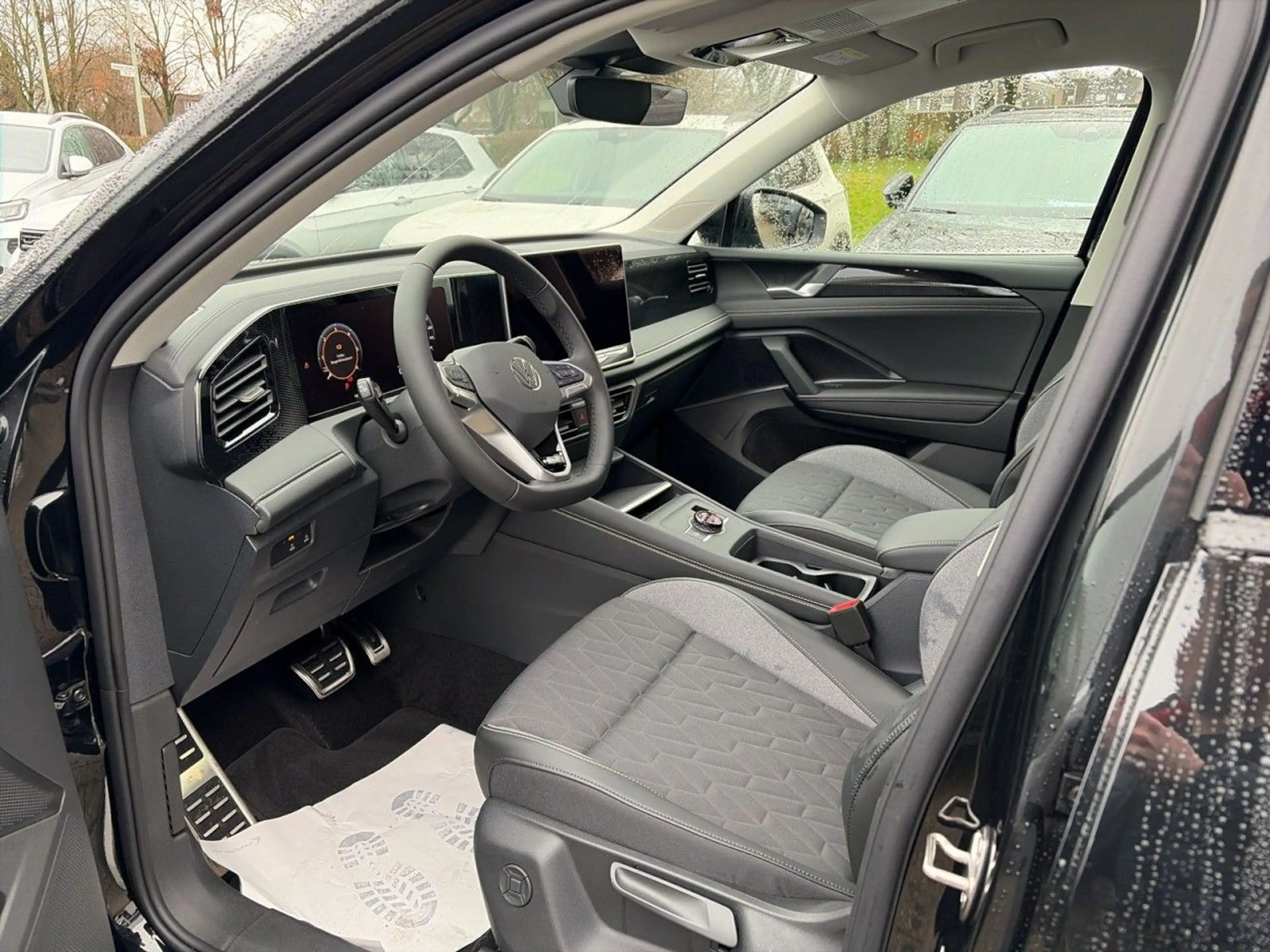 Volkswagen Tiguan ENERGY 2.0 l TDI DSG 360 ACC AUT Kam. LED — photo 7