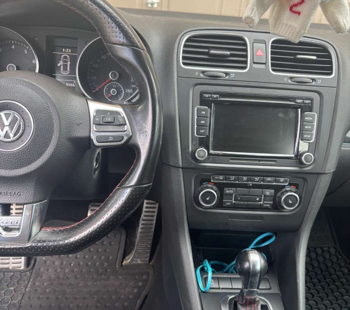 2011 Volkswagen Golf GTI GTI thumb 6