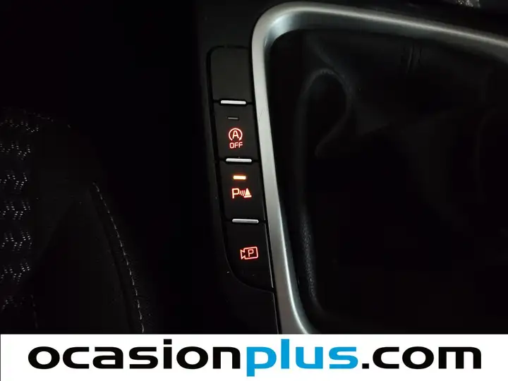 Kia cee'd 2023, foto 9
