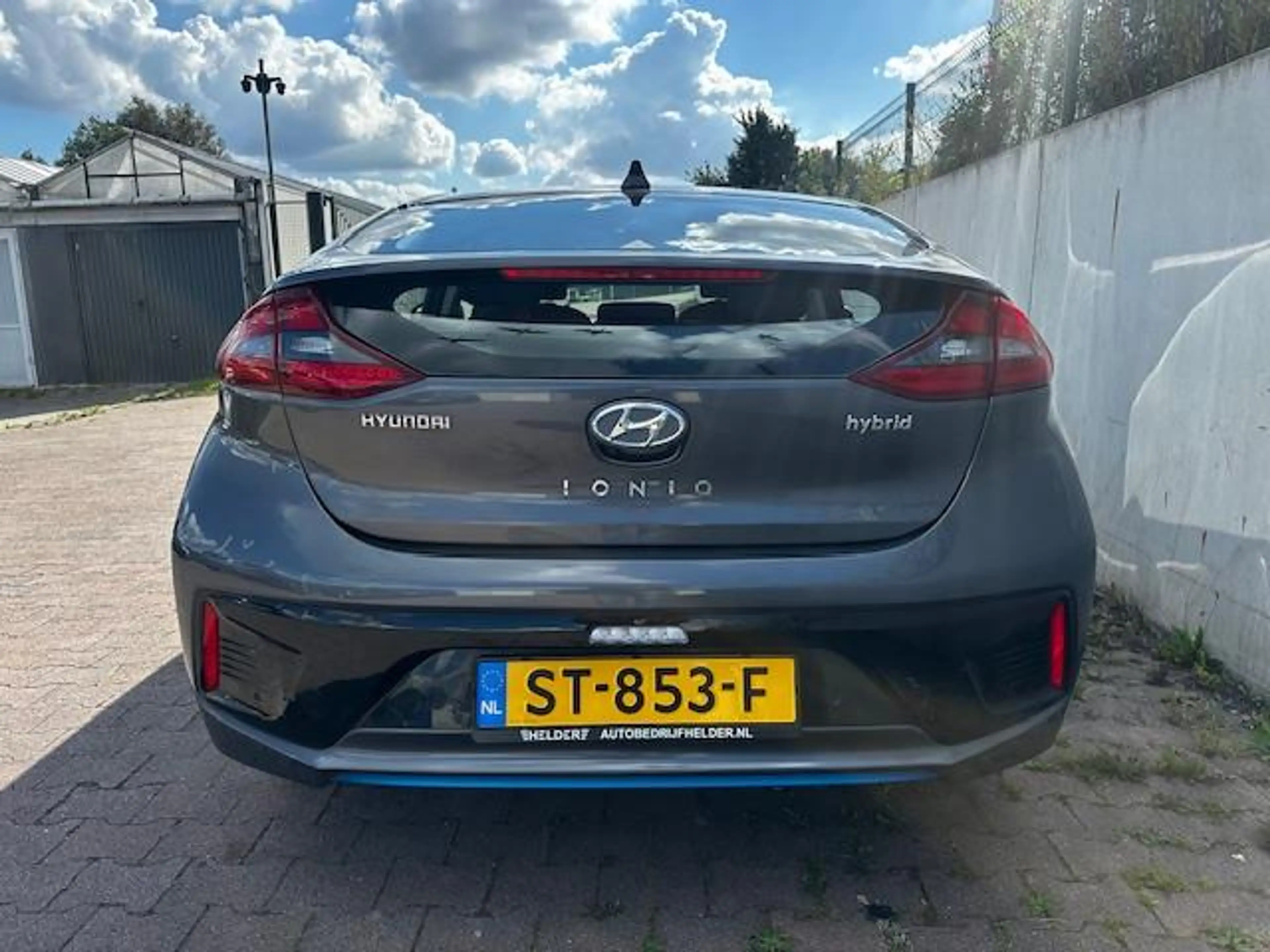 Hyundai IONIQ 1.6 GDi Comfort HYBRID/CARPLAY/NAVI/CRUISE/PDC/AUT — photo 6