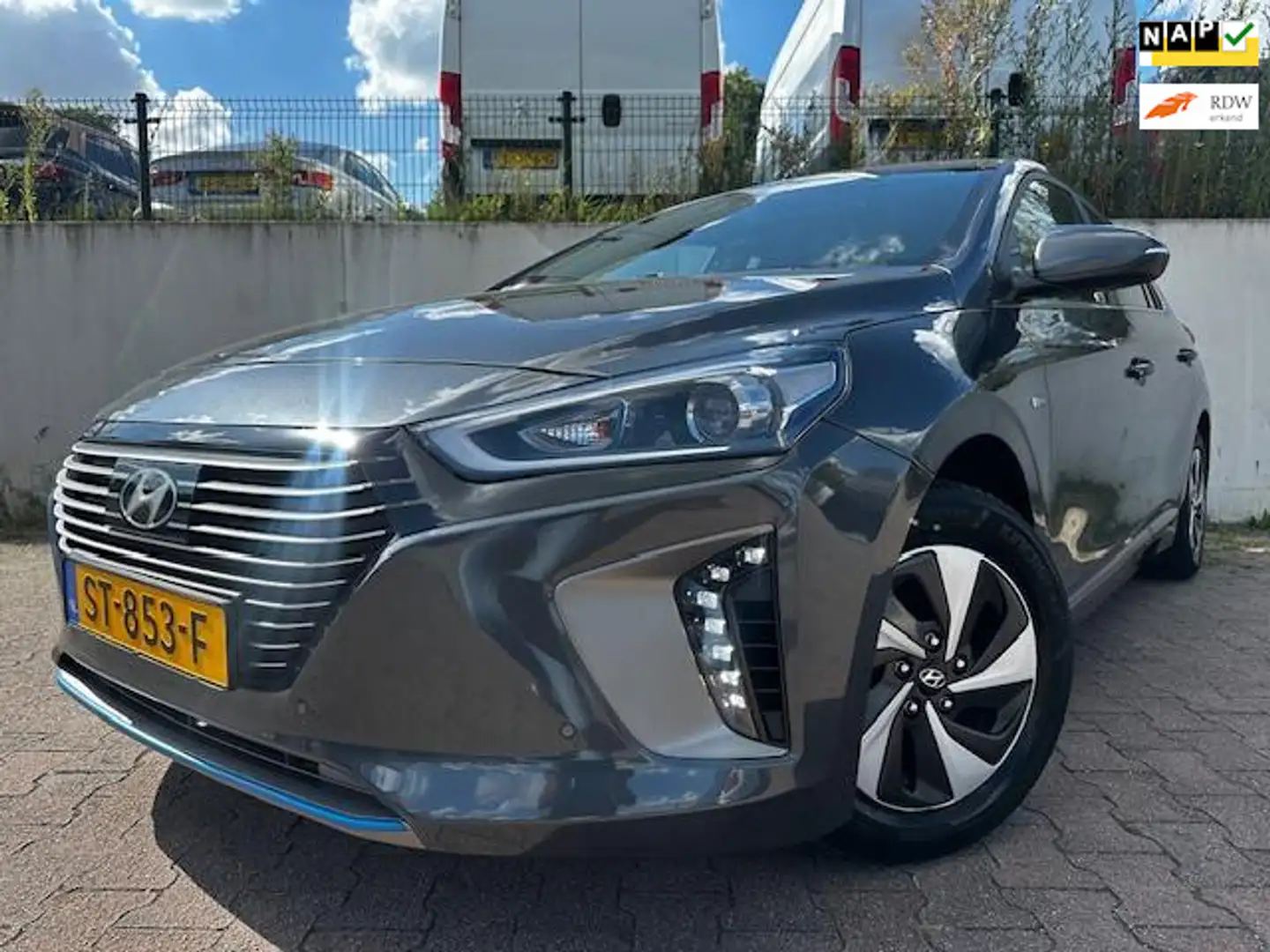 Hyundai IONIQ 1.6 GDi Comfort HYBRID/CARPLAY/NAVI/CRUISE/PDC/AUT Gris - 1