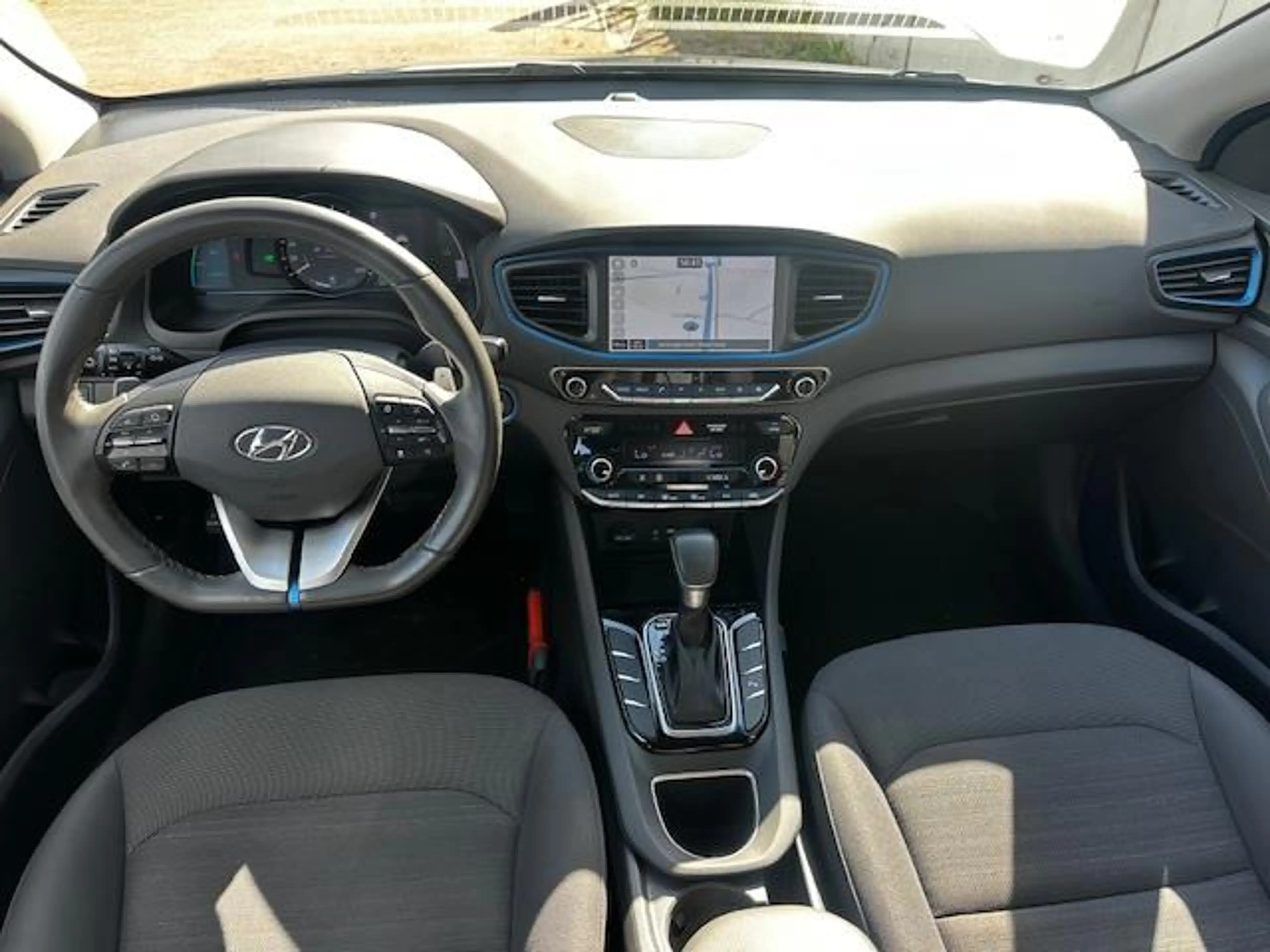 Hyundai IONIQ 1.6 GDi Comfort HYBRID/CARPLAY/NAVI/CRUISE/PDC/AUT — photo 13