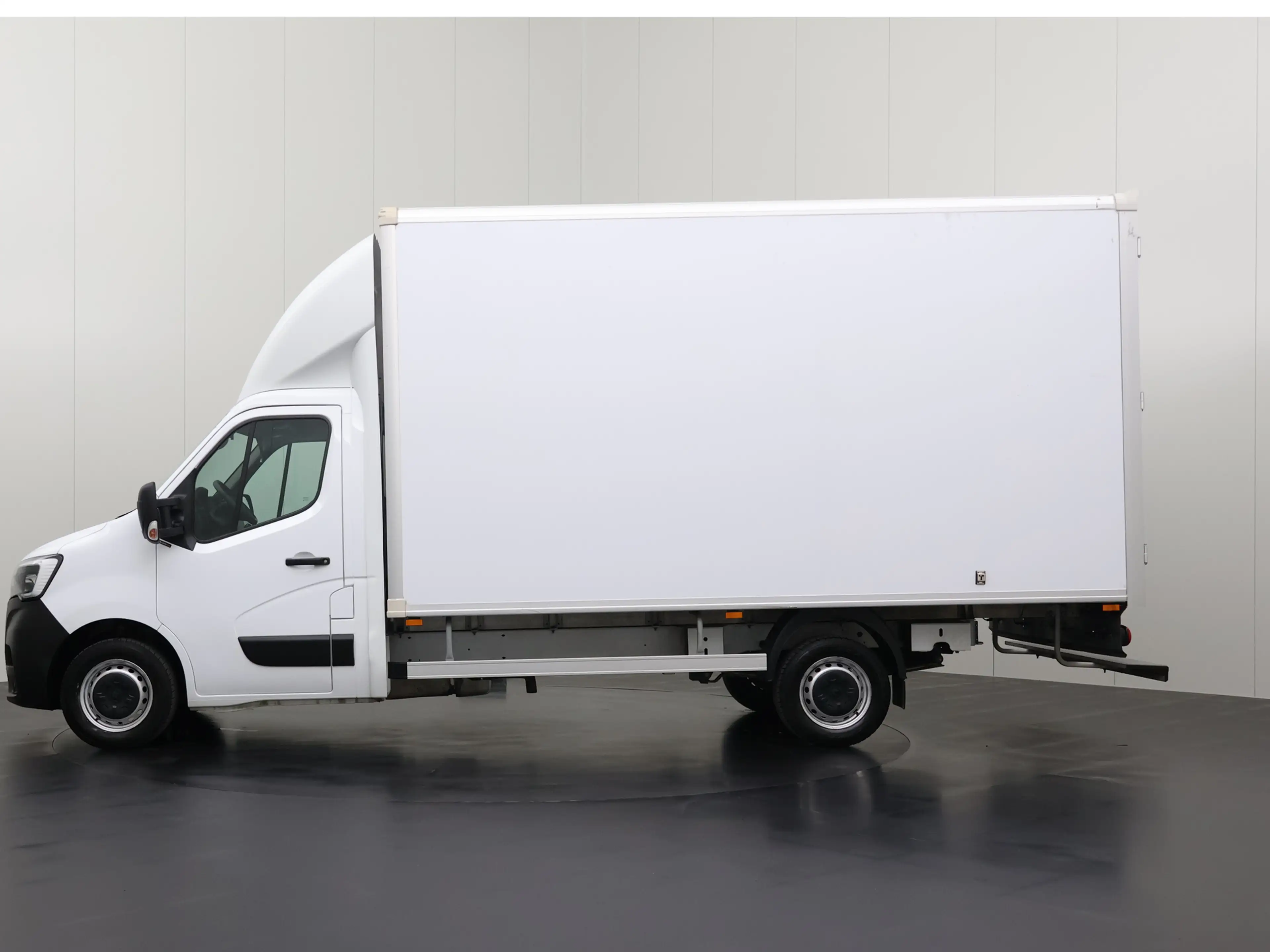 Renault Master 2.3DCi 165PK Bakwagen+Laadklep | 2.35 Hoog | Navig — photo 12