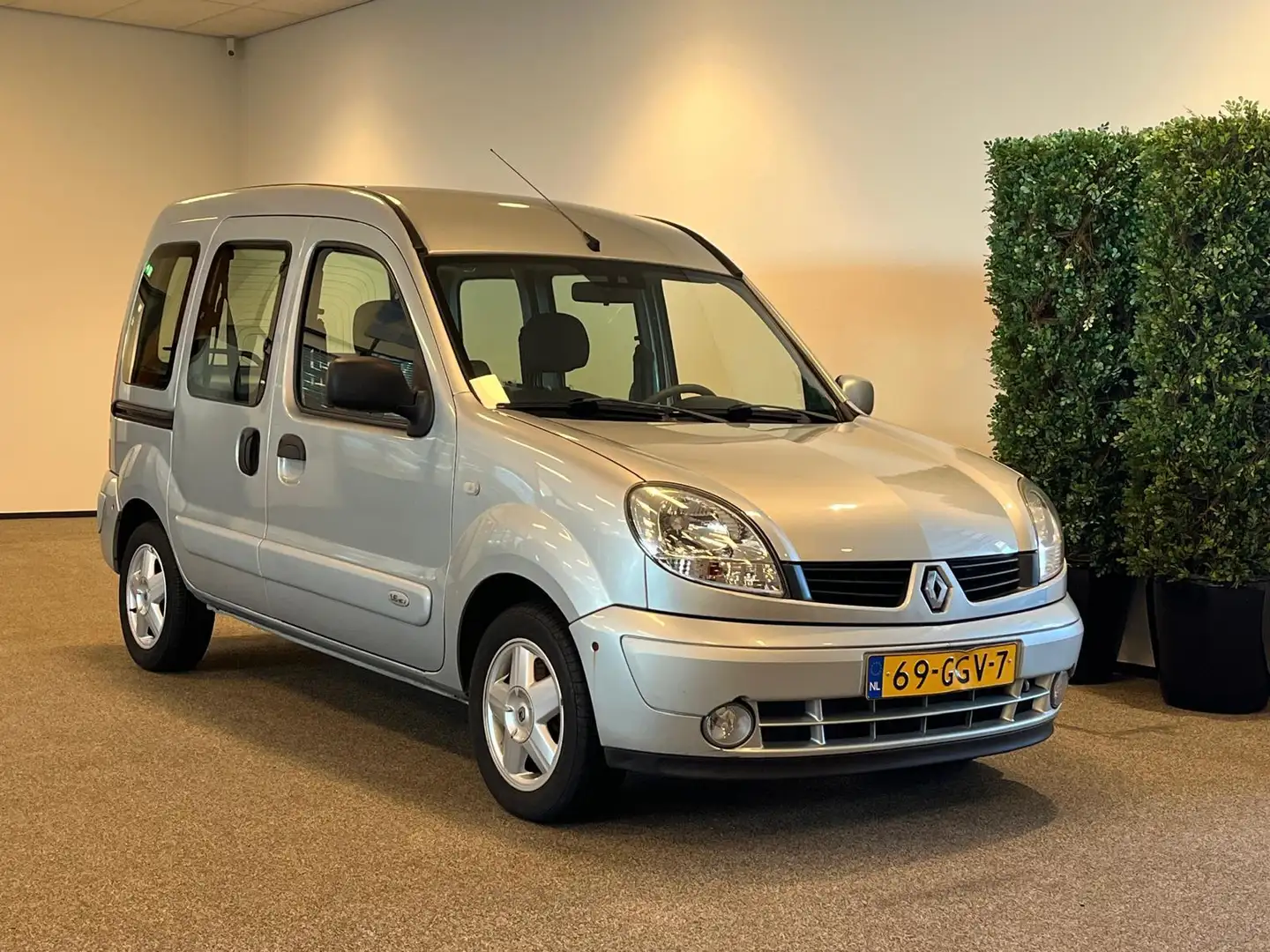 Renault Kangoo Rolstoelauto Automaat Gris - 1