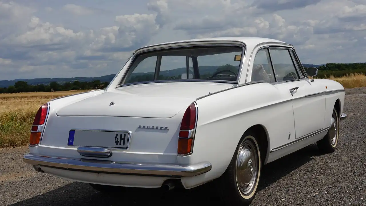 Peugeot 404 Coupe, foto 4