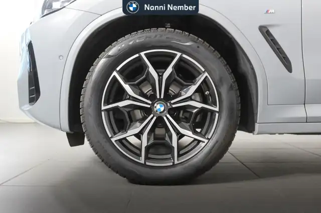 BMW X3 view 7