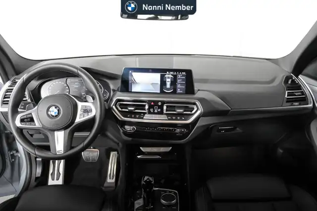 BMW X3 view 11