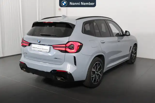 BMW X3 view 3