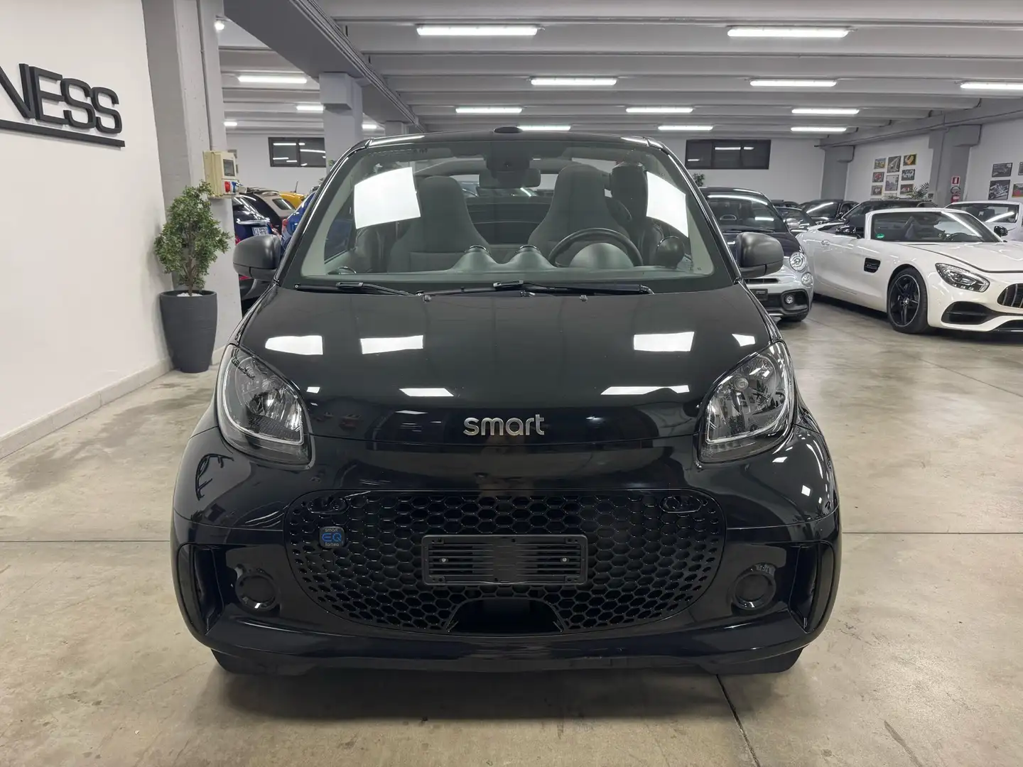 smart forTwo Cabrio eq Passion 22kW Garanzia 12 mesi Nero - 2