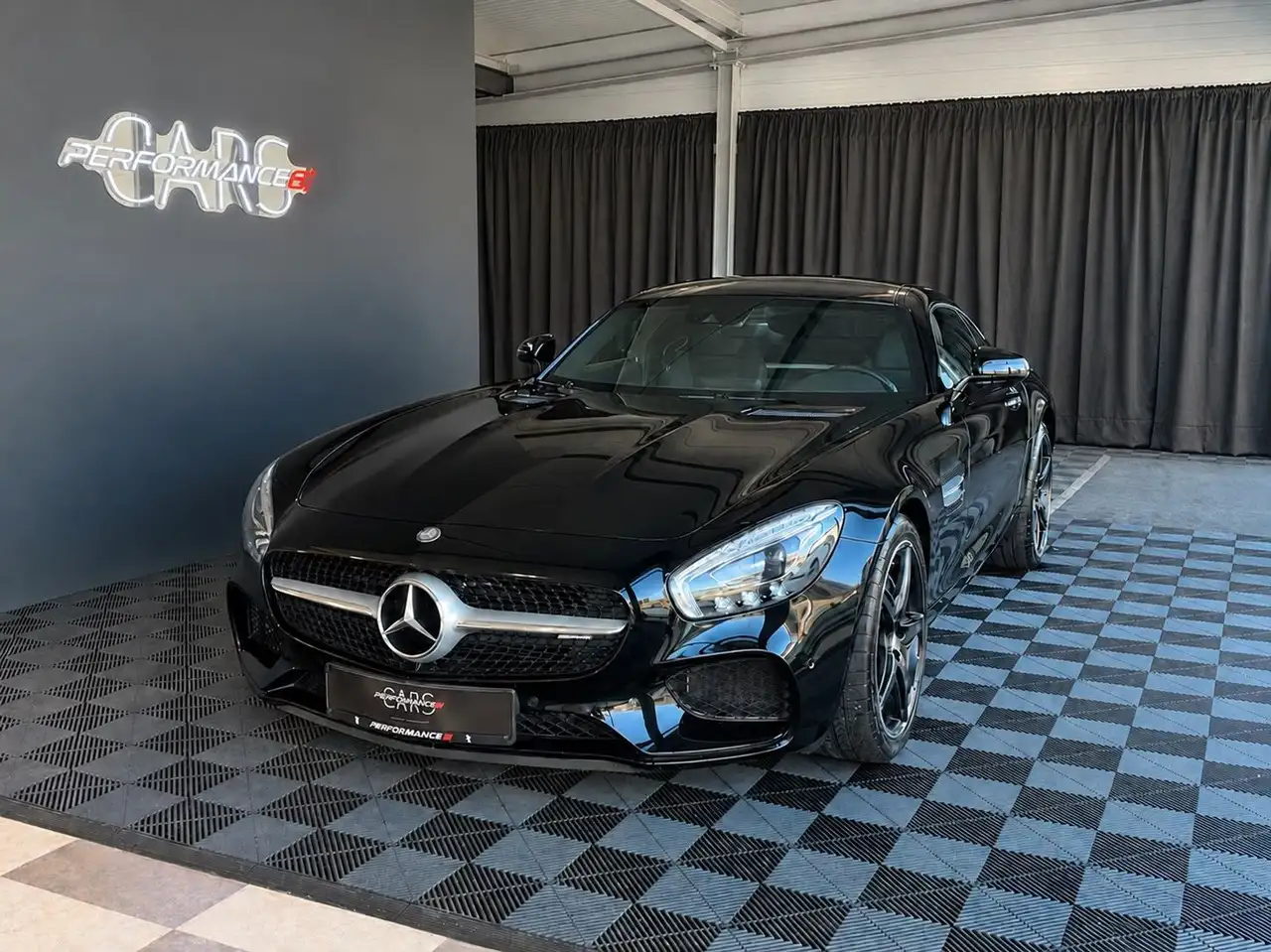 Mercedes-Benz Amg Gt