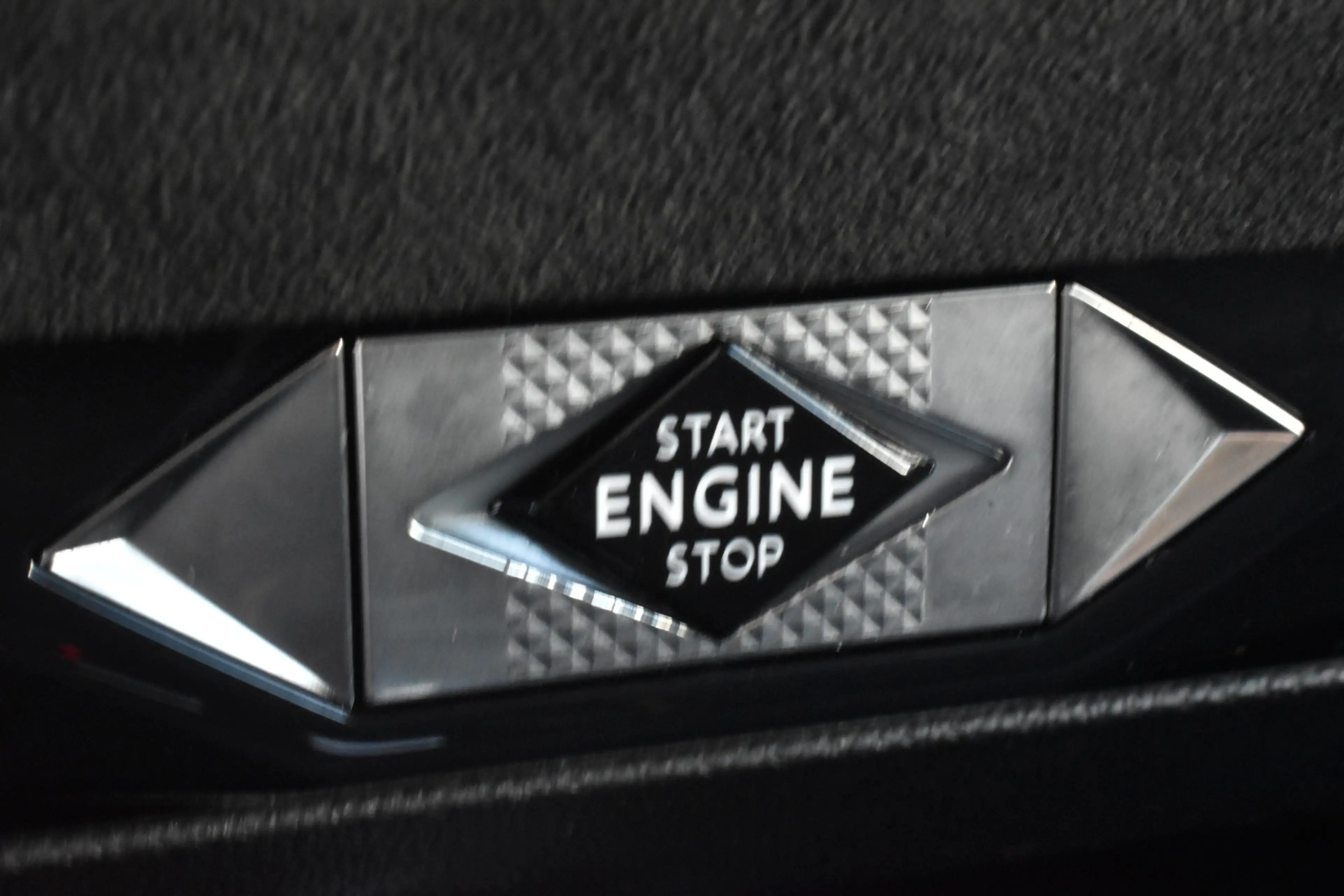 DS Automobiles DS 4 Hybrid 136 DCS-6 Étoile Alcantara | Navi | Airco | — photo 12