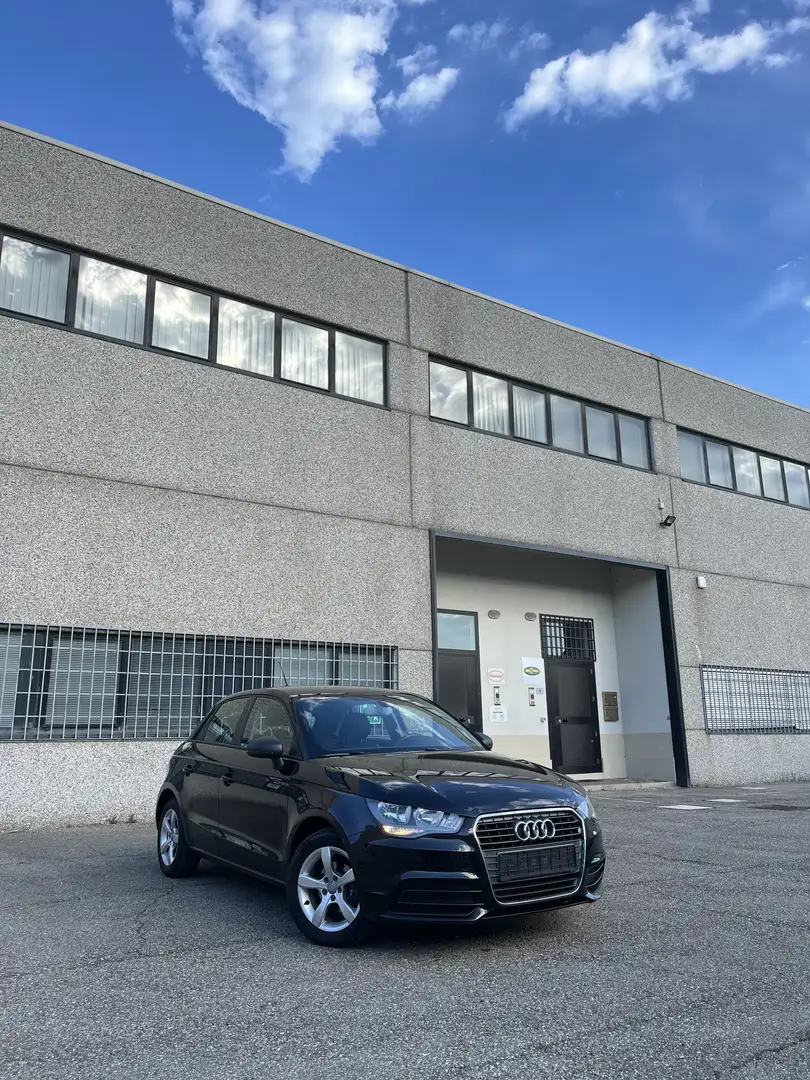 Audi A1 Sportback 1.2 tfsi Attraction - 2