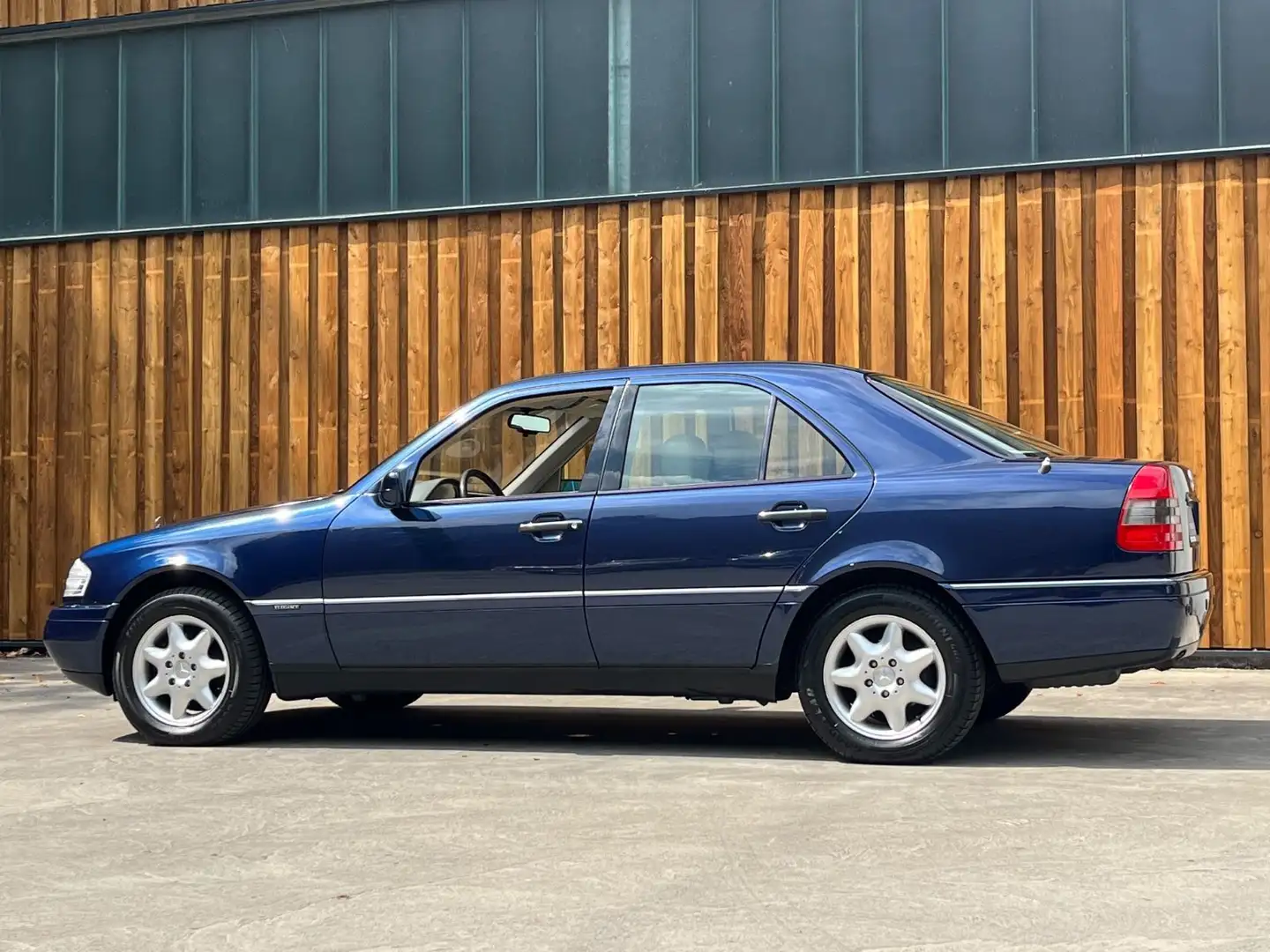 Mercedes-Benz C 180 C180 Elegance C-Klasse, nur 85.000 Km!!! Azul - 2